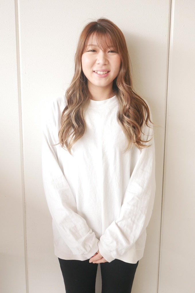 erina / junior stylist
